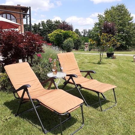 Cascina Volpona Apartment Case Bruciate ภายนอก รูปภาพ