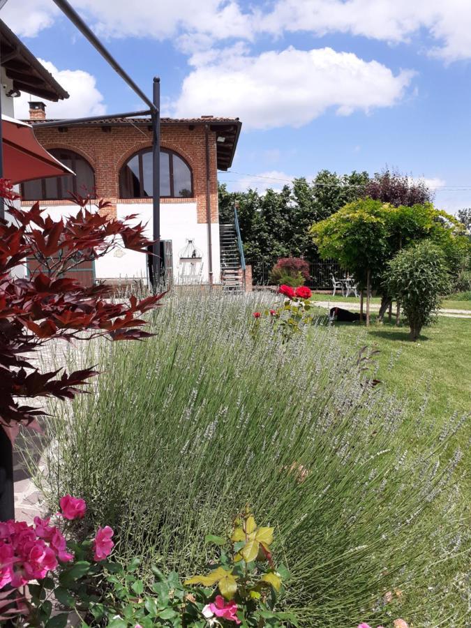 Cascina Volpona Apartment Case Bruciate ภายนอก รูปภาพ